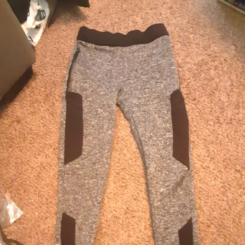 Mecca sweats size 14/16